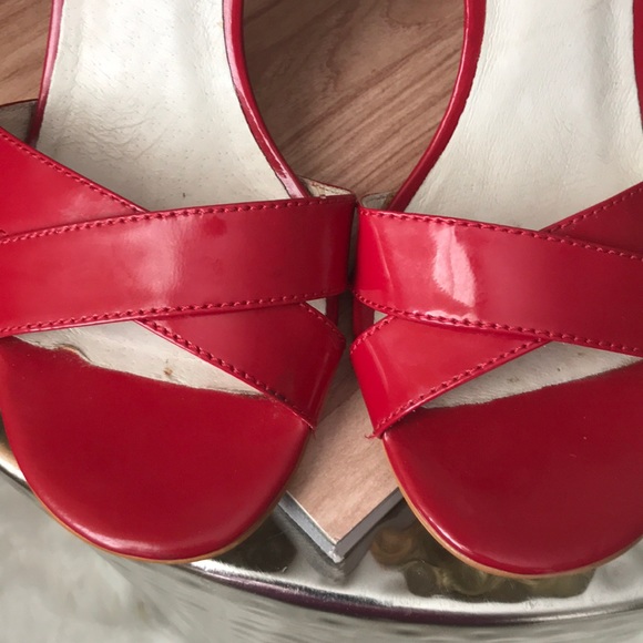 Vintage MICHAEL KORS 🔥RED🔥 Patent leather heels - Picture 6 of 8